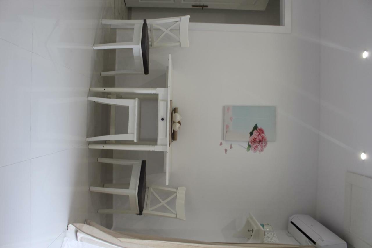 Apartments Helena 比比涅 外观 照片